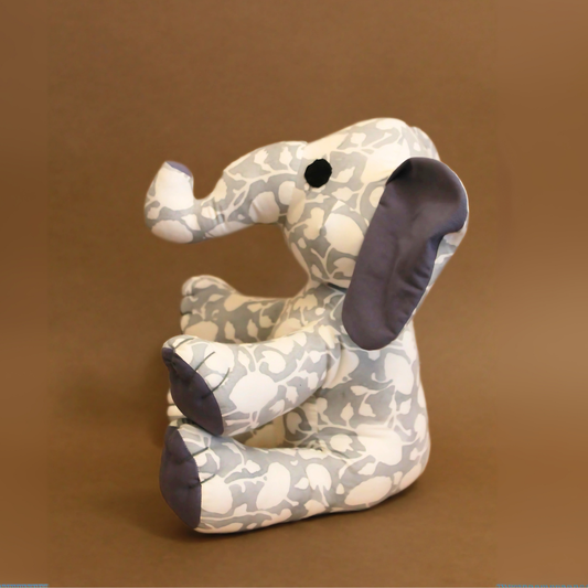 Memory Elephant White & Grey
