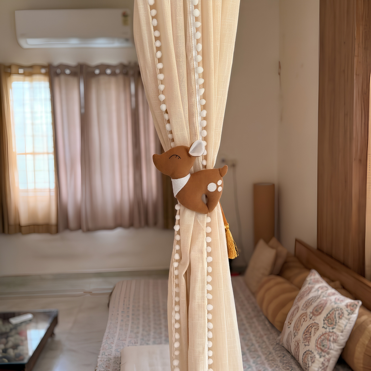 Deer Curtain Tie