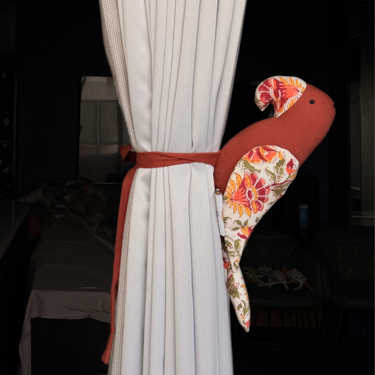 Parrot Curtain Tie