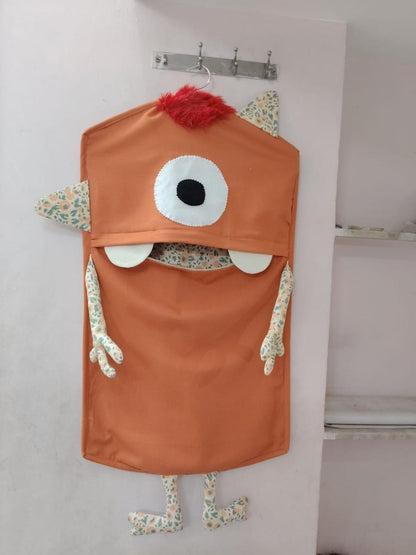 Monster Orgainzer