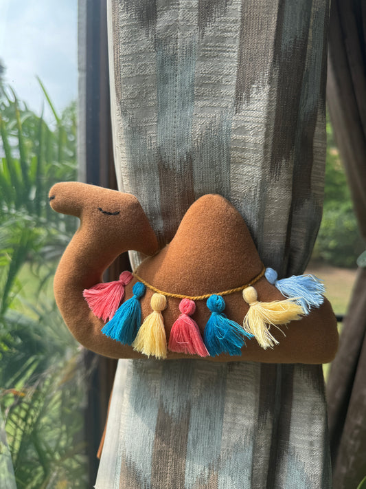Camel Curtain Tie