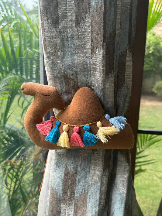 Camel Curtain Tie