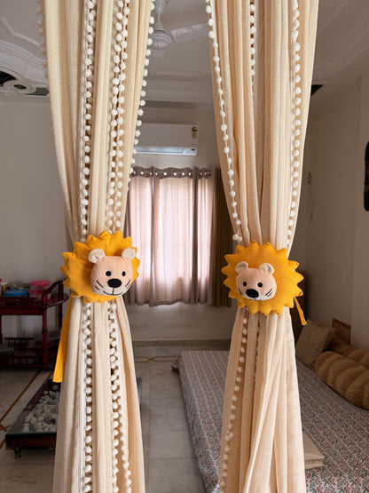Little Leo Curtain Tie