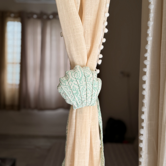 Shell Curtain Tie